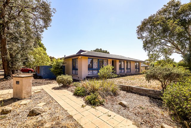 2 Downer Pl, ACT 2902