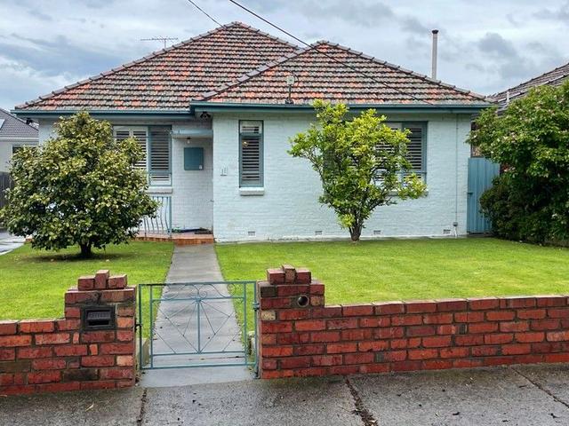 11 Oakbank Grove, VIC 3044