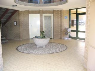 Entrance (2005-04-15)