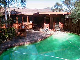 Pool / Back deck