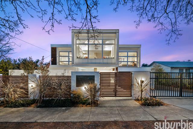 9 Hakea Crescent, ACT 2602
