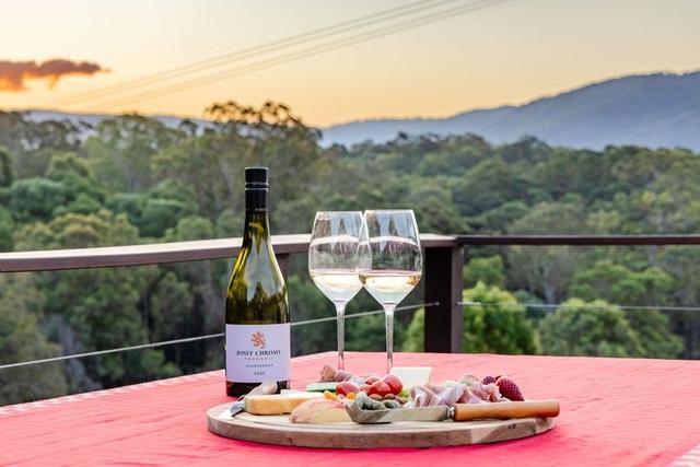 14 Charles Road, QLD 4521
