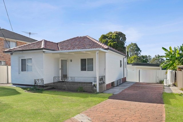 10 Dutton Street, NSW 2200