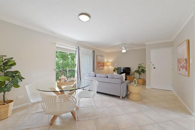 2/501 Rode Road, QLD 4032