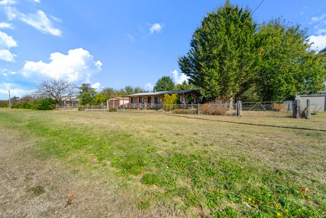 13 Walker Street, NSW 2626