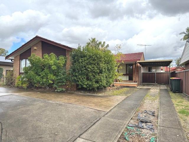 9 Tallagandra Drive, NSW 2763