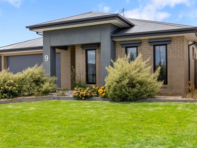 9 Runnel Drive, VIC 3995