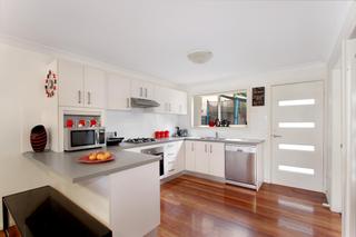 Kitchen - 16/68 Jane Avenue Warrawong