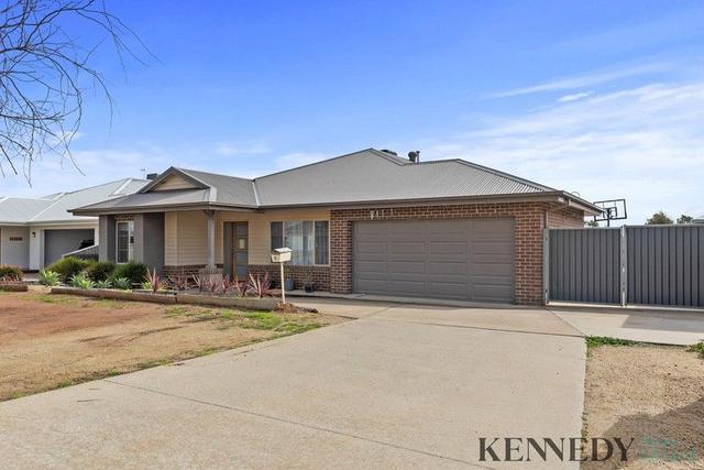 5 Parkin Court, VIC 3730
