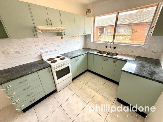 8/1 The Crescent, NSW 2141