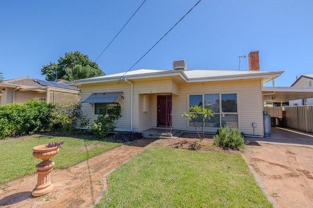 9 Murray Ave, VIC 3500