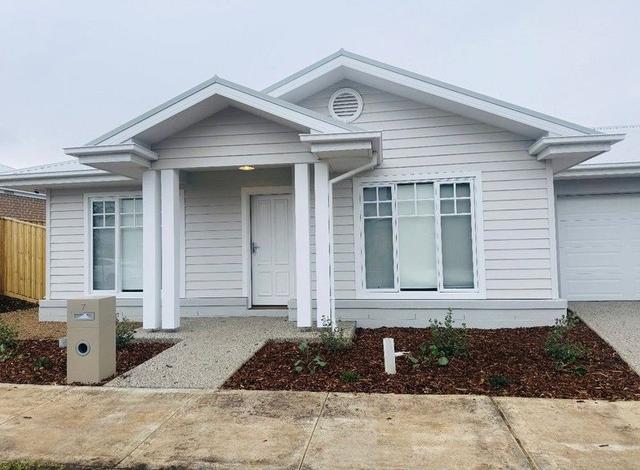 7 Varna Way, VIC 3024