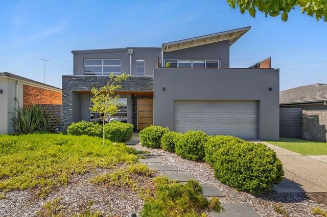 16 Centreside Drive, VIC 3228