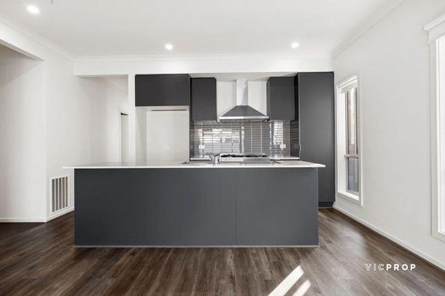 25 Quebec Avenue, VIC 3064