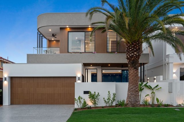 1 Salacia Avenue, QLD 4218