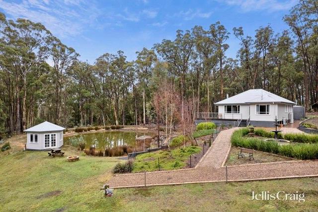 30 Whitegum Drive, VIC 3461