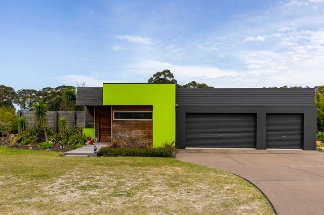 8 Wallaby Way, NSW 2548