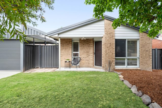 4 Ferry Place, ACT 2906
