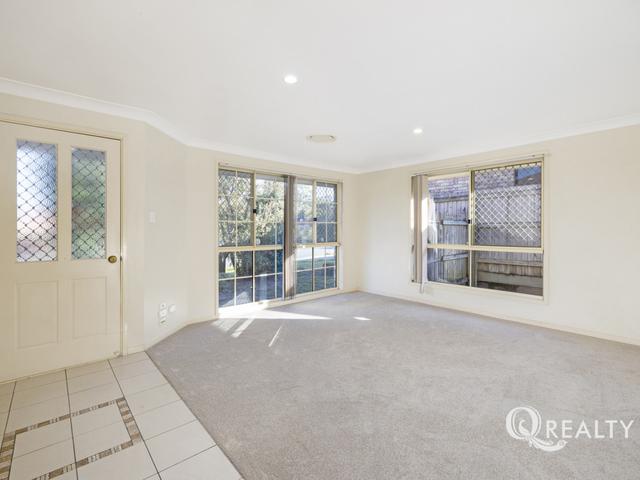 .9 North Place, QLD 4110