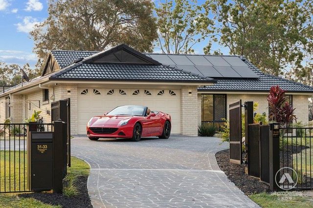 31-33 Fraser  Road, QLD 4124