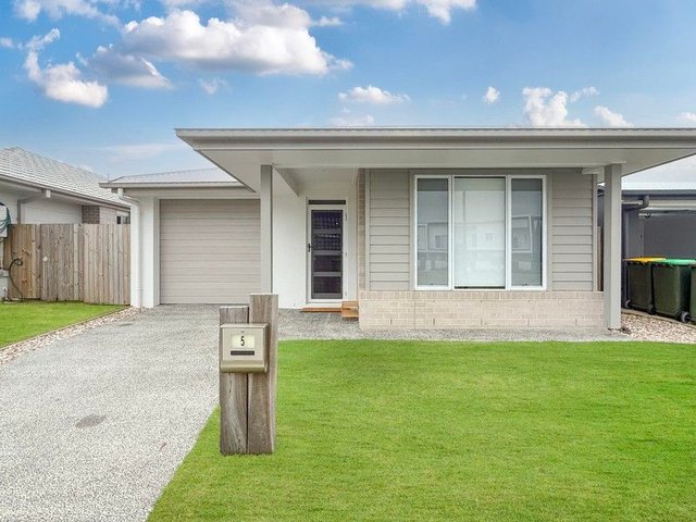 5 Lamington Crescent, QLD 4551