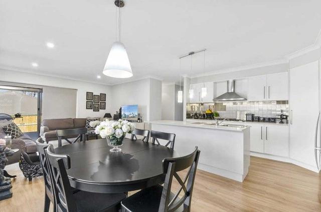 10 Leopold Street, NSW 2575