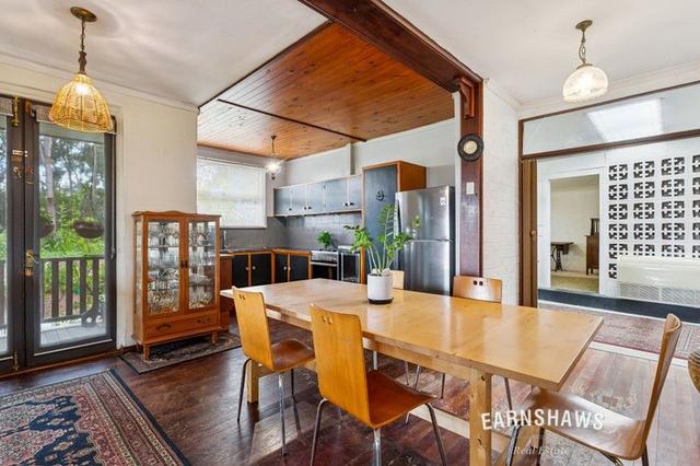 98 Old York Road, WA 6056