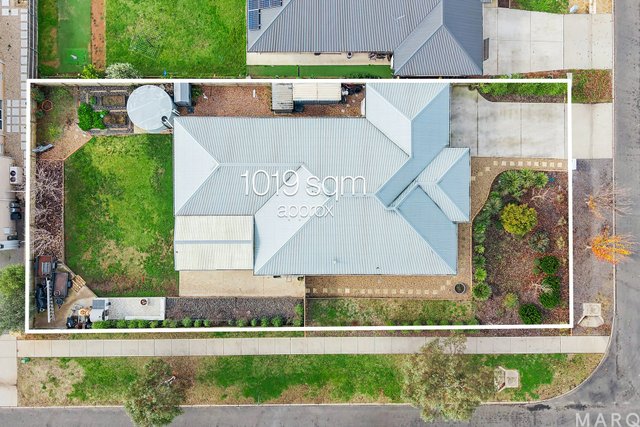 9 Joan Street, NSW 2582