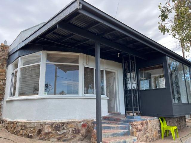 15 Maturin Avenue, SA 5165