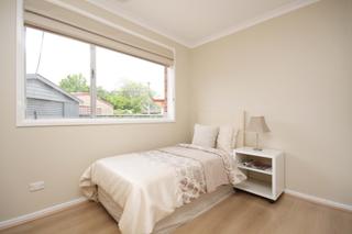 Bedroom 4 (2010-11-11)
