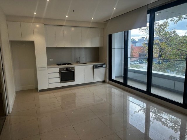 102/175 Rosslyn Street, VIC 3003