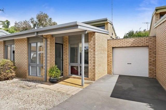 3/4 Pearl Street, VIC 3228