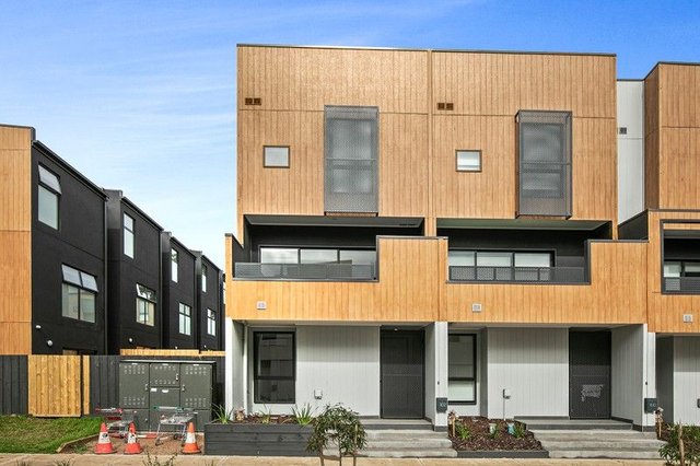 102 Cameo Crescent, VIC 3752