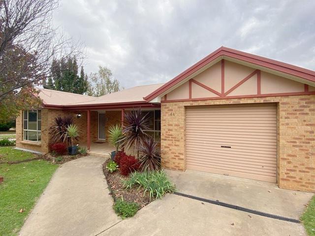 64 Wynella Street, NSW 2852