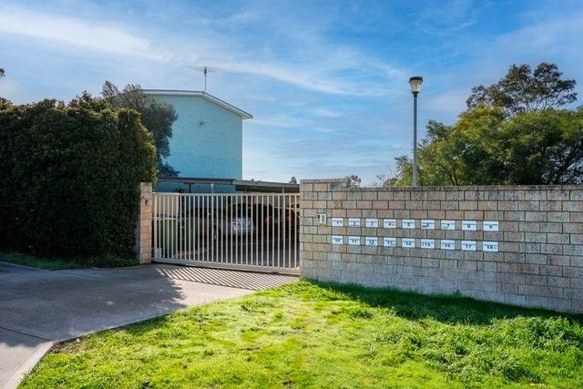 1/21 Fennager Way, WA 6167