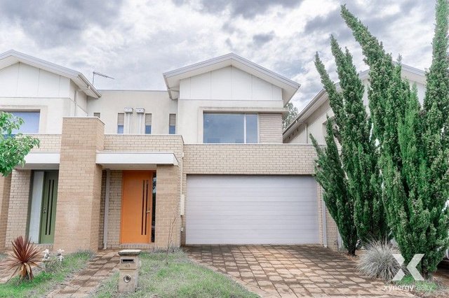 43 Broadbeach Circuit, VIC 3030