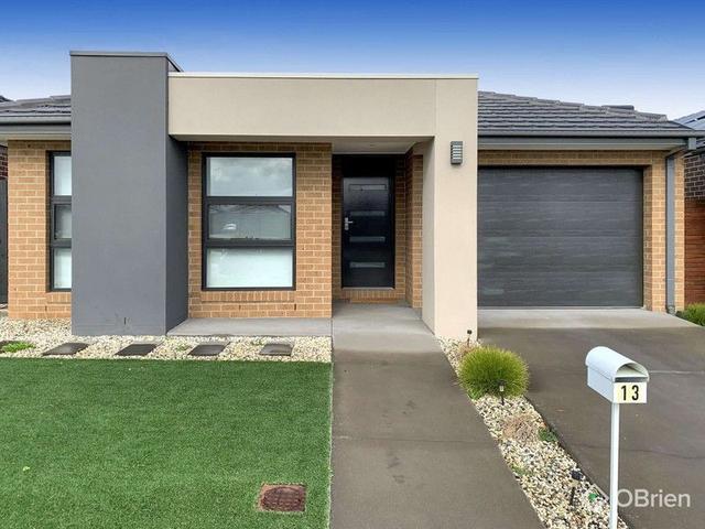 13 Forton  Crescent, VIC 3977