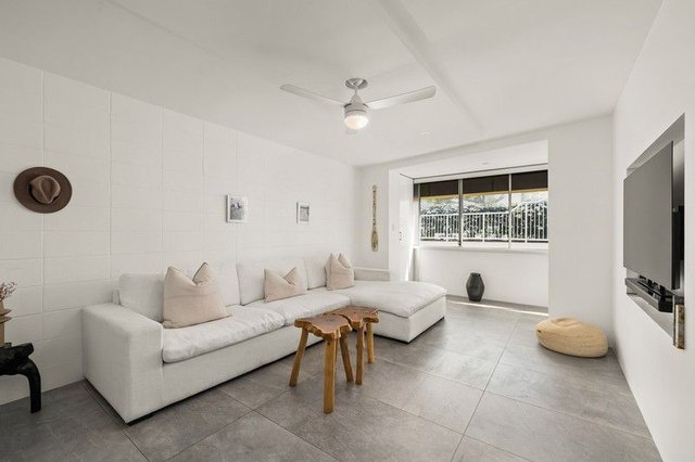 4/286 The Esplanade, QLD 4220