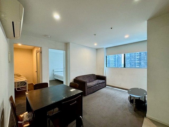 2401/5 Sutherland Street, VIC 3000