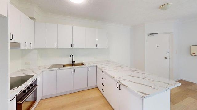 12/14 Mawarra Street, QLD 4221