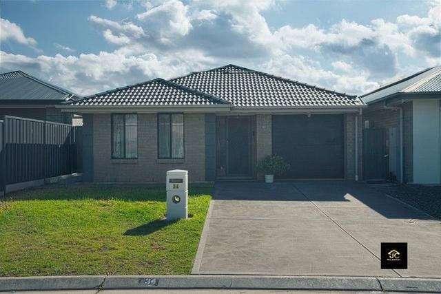 34 Royal Palm Drive, SA 5107