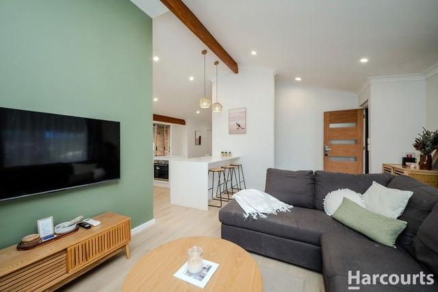 7 Deltoid Place, WA 6027