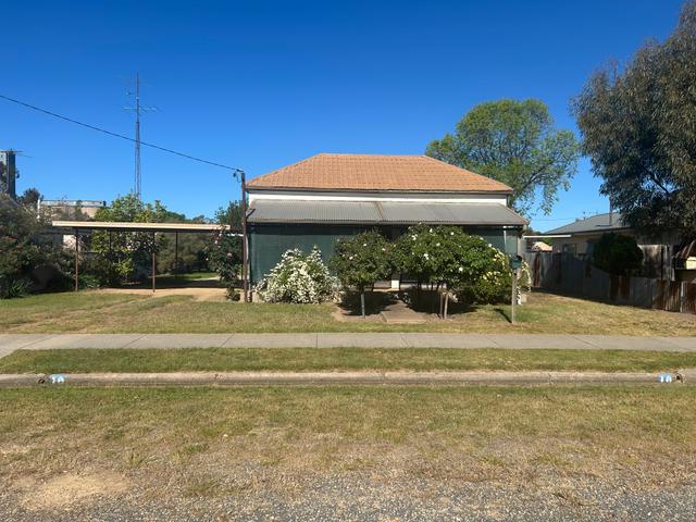 10 McBean Street, NSW 2660