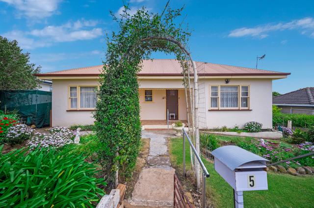 5 Wallace Avenue, VIC 3280