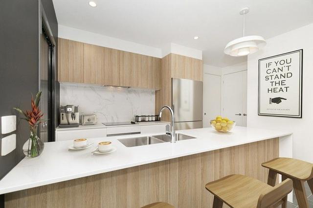 77 Taunton Street, QLD 4103
