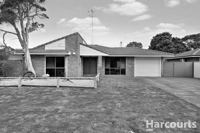 7 Silvertop Avenue, WA 6210