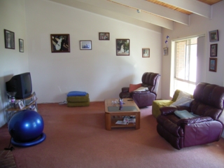 Lounge (2007-06-01)