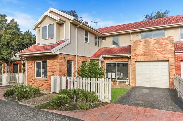 9/2 McKelvie Court, VIC 3150