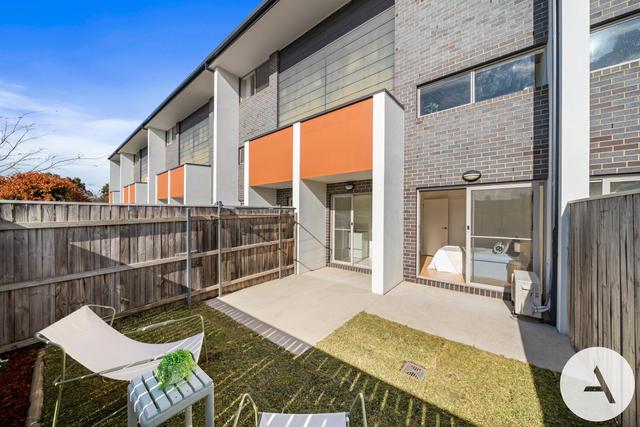 5/8 Henry Kendall St, ACT 2913