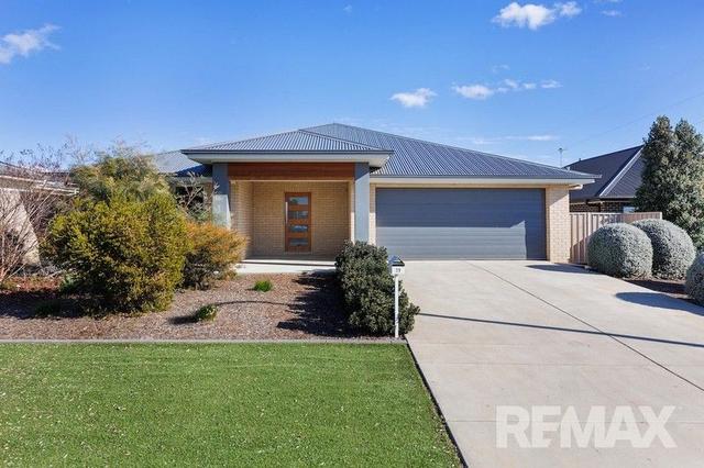 19 Thane Court, NSW 2650